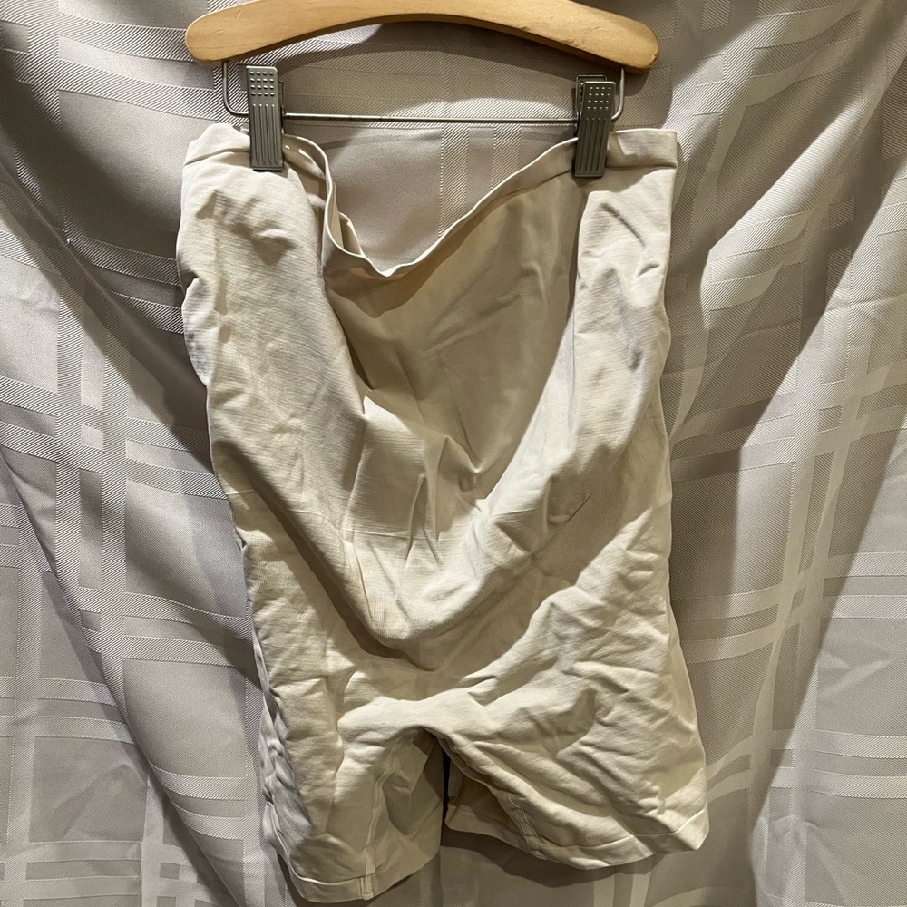 Maternity shapewear